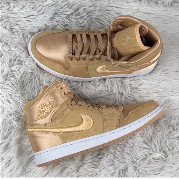 🚨SALE ENDS TONIGHT🚨 Air Jordan 1 Retro Hi SOH - Picture 2 of 7